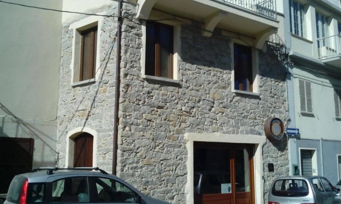 Mamoiada Apartamento | Alquileres Cortos Mamoiada Centro sin terraza