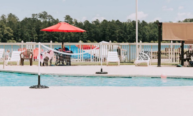 Longs Casa | Affordability Meets Comfort! Parking, Pets Allowed Near Alligator Adventure-