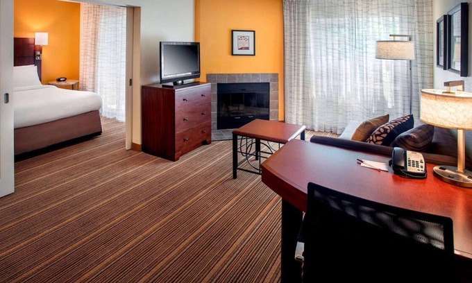 Westborough Casa | Affordability Meets Comfort! Free Parking, Pet-friendly, Onsite Swimming Pool
