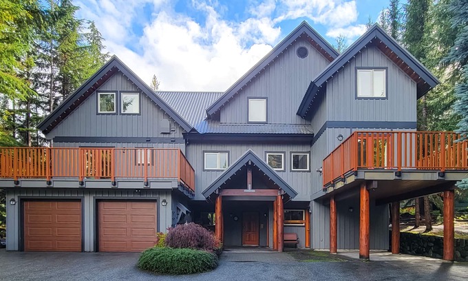 Whistler Cay Estates Casa | Affordable Whistler Luxury Vacation Home