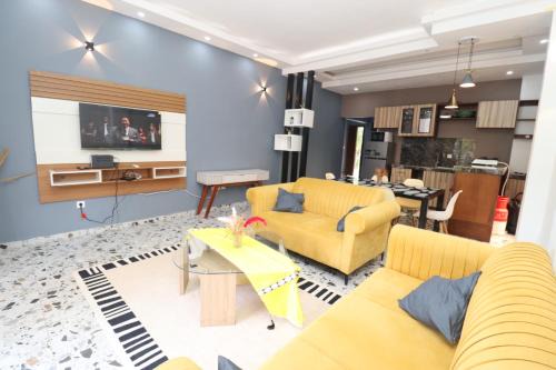 Kribi Apartamento | AfriqPnB RF Appart 3-chambres avec Piscine