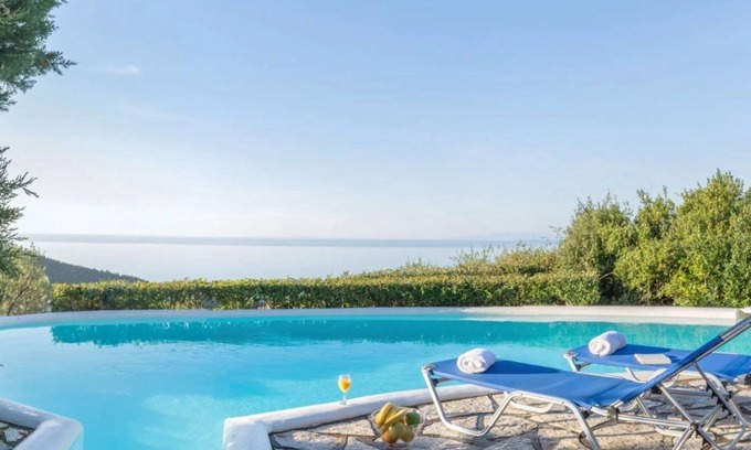 Agios Nikitas Villa | Agios Nikitas Villas