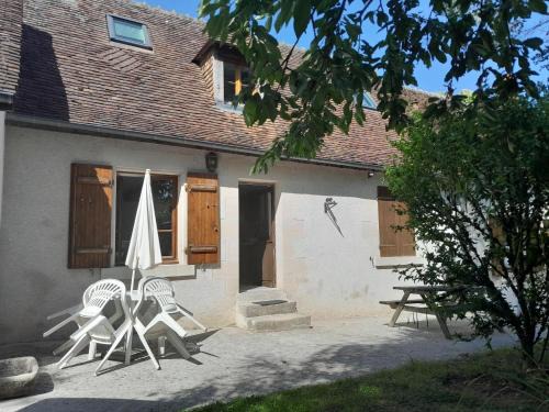 Pellevoisin Casa | Agréable et jolie maison avec grand jardin