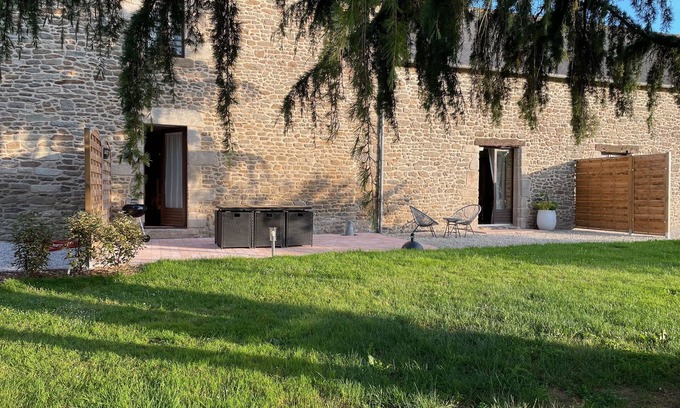 La Hisse Casa | Agréable Maison Familiale Proche Dinan. Cadre Verdoyant et Convivial!