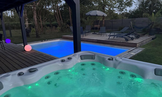 Biscarrosse Casa | Agréable Maison Neuve, Pergola, Terrasse Mobile , Piscine Chauffée, spa 6 Places