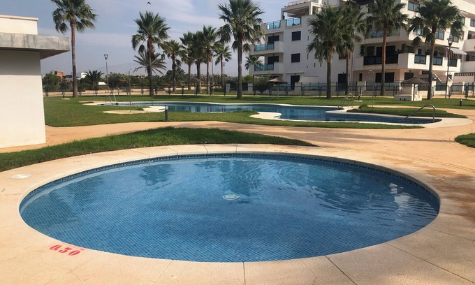 Retamar Apartamento | Agradable apartamento "La Pita" ideal para familias, con todos los servicios