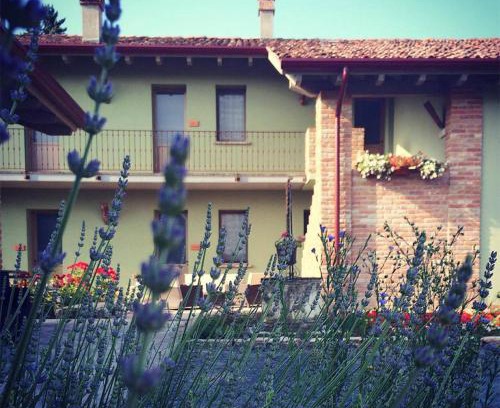 Monticelli d'Ongina Casa | Agriturismo Bassanine