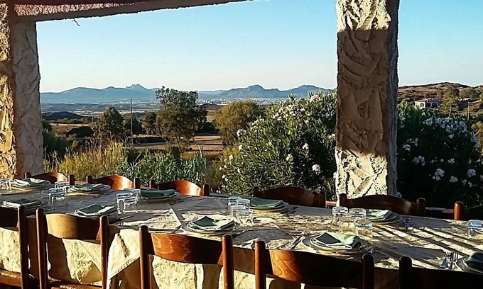 Loiri Porto San Paolo Casa | Agriturismo Gli Oleandri