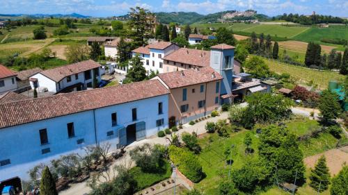 San Martino di Rosignano Monferrato Casa | Agriturismo Le Tre Rose - Cantina Zanello