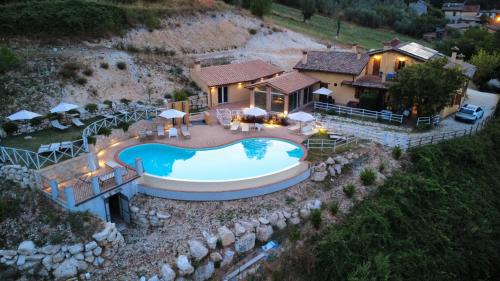 Baiano Casa | Agriturismo Pompagnano
