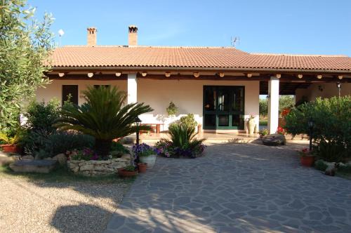 San Vero Milis Casa | Agriturismo Villa Degli Ulivi