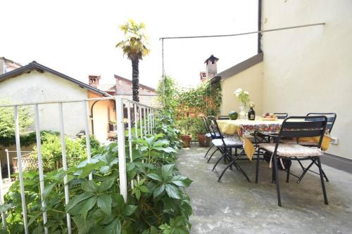 Cannero Riviera Apartamento | AI RONCHI apts