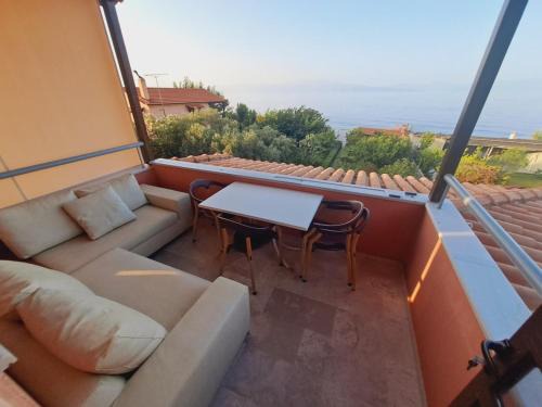 Egira Apartamento | Aigeira Seafront vacation homes 1st floor