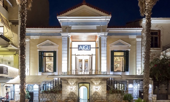 Kalamata Apartamento | Aigli Seafront Loft-Bespoke Design Gem