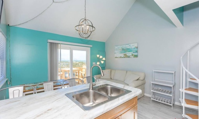 Ocean City Beach Condominio | Aint Dat A Beach II - 2BR Upper Unit on the 2nd Row