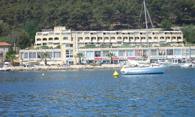 Saint-Mandrier-sur-Mer Apartamento | apartamento con aire acondicionado y terraza puerto de saint Mandrier