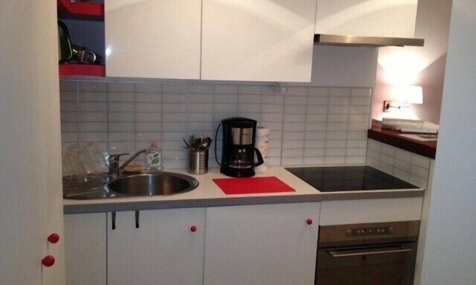 Porquerolles Apartamento | Alquiler de 2 estrellas con aire acondicionado clasificado 3 estrellas cerca de servicios tranquilos