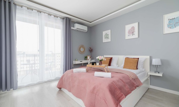 Krakow Apartamento | Air-conditioned studio | Balcony, Parking | Cracow
