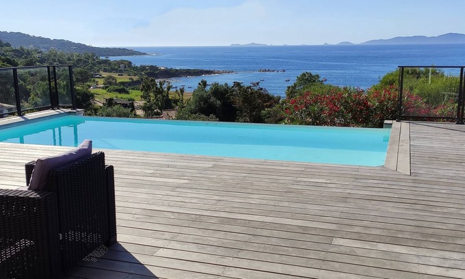 Portigliolo Villa | Villa con aire acondicionado - Piscina - Excepcional vista al mar - 200 m del mar