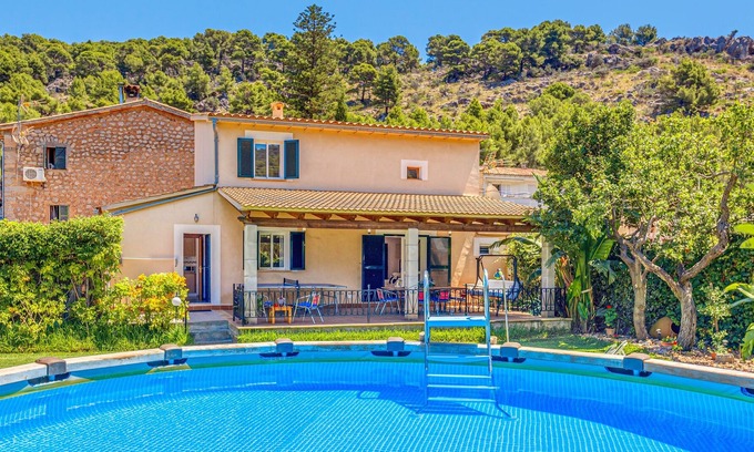 Puerto de Soller Villa | Villa con aire acondicionado cerca de la playa con piscina, Wi-Fi;