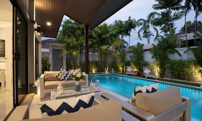 Rawai Villa | Air-conditioned Villa with Pool Near Rawai Beach