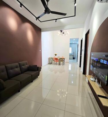 Asam Kumbang Casa | Air-home No 28 Simpang near Aulong Econsave, 3BR, 7pax, Netflix