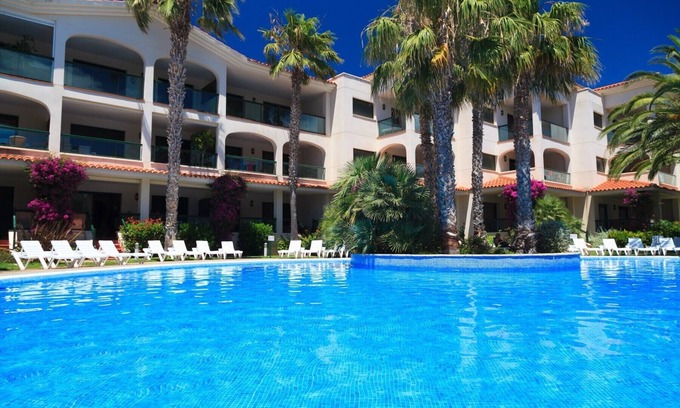 L'Hospitalet de l'Infant Apartamento | Apartamento Complejo Familiar 1ª Linea Playa · UHC COSTA LINDA