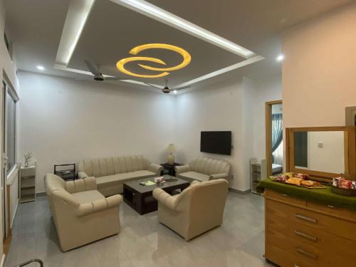 Fatehjang Apartamento | Airport Layover Family Lodge