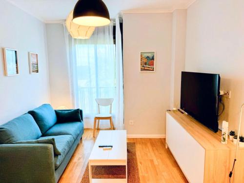 Rejas Apartamento | Airport Madrid Plenilunio Suites Green by beBalmy