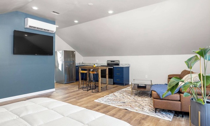 Eagan Park Apartamento | Airport Studio