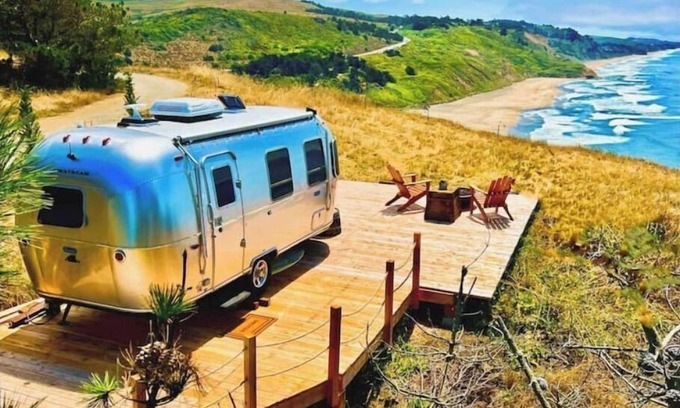 Half Moon Bay Casa | Airstream Beach View Dream - New Listing