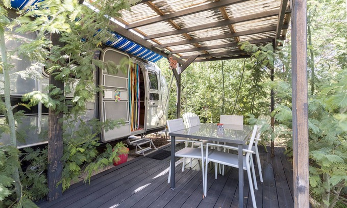 Saint-Nazaire Casa | Caravana AirStream con piscina y acceso Wi-Fi