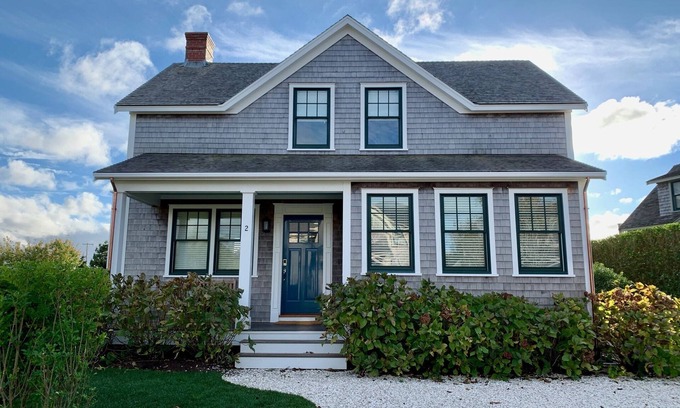 West of Town Casa | Amplio y espacioso, cerca de la playa, el golf y la granja de Bartlett con piscina comunitaria