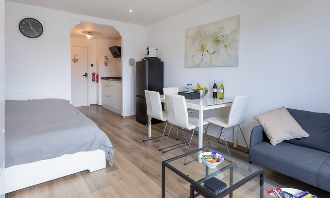 Wijk aan Zee Apartamento | Airy studio, only 5 minutes' walk from beach & dunes