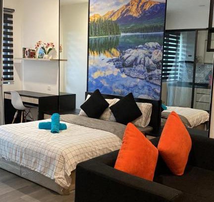 Kajang Apartamento | AISYAH HOMESTAY@ VISTA BANGI. A Lovely one studio service apartment with pool