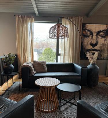 Þorpið Apartamento | AK-Lux201
