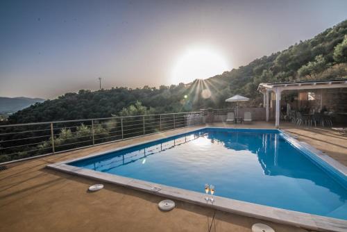 Agia Apartamento | Aksos Suites Accessible Accommodation