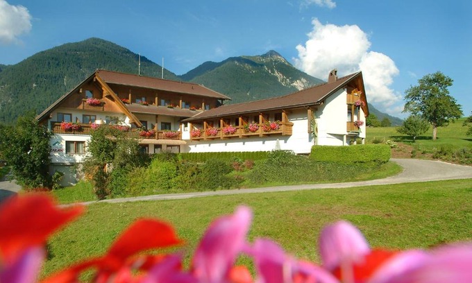 Hermagor-Pressegger See Hotel | Aktiv Hotel Karnia