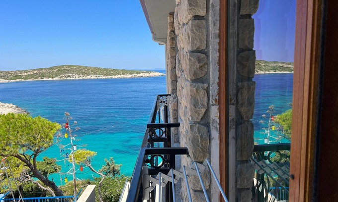 Karaburun Hotel | AKVARYUM BUTİK OTEL KARABURUN