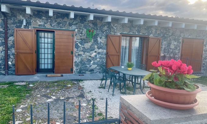 Frascati Casa | Al Borgo - Borsari Estate Nestled in a picturesque hamlet.