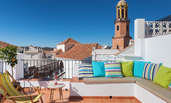 Competa Cama Y Desayuno | Al Campanario