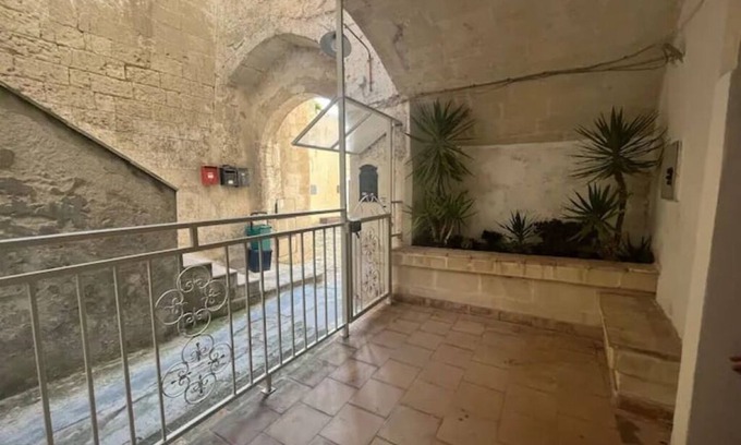 Sasso Caveoso Apartamento | Al Duomo Historic Apartment for families and friends in the heart of Matera