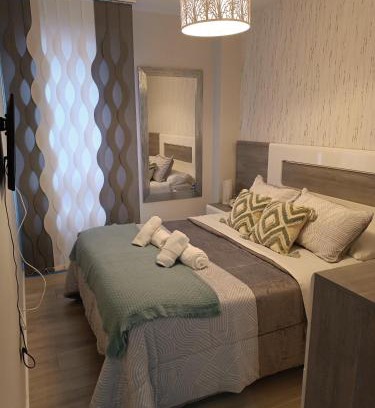 Las Campas y San Claudio Apartamento | ¡Al lado de la Clínica Oftalmológica Vega!
