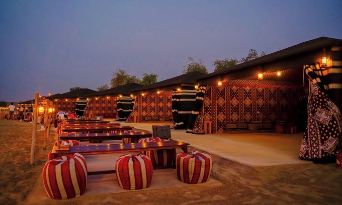 Dubai Otro | Al Marmoom Oasis Luxury Tents and Bedouin Experience