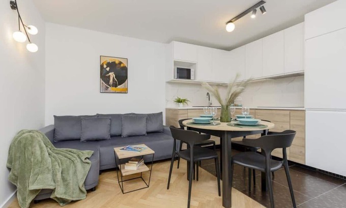 Muranow Apartamento | Al. Solidarności 82 | Apartment| Remote work