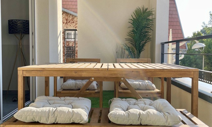 Laxou Apartamento | Alba: "Elegance & Comfort": Apartment with Terrace near the Thermal Centre