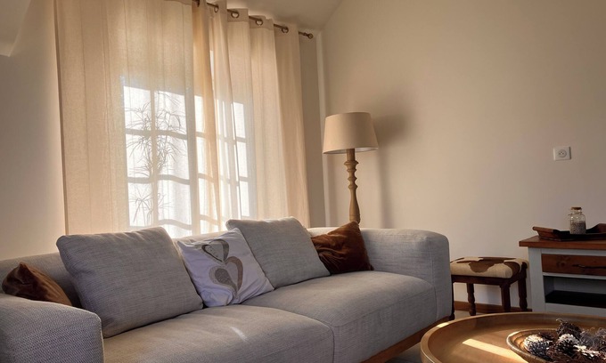 Pouilly-en-Auxois Casa | Alba star