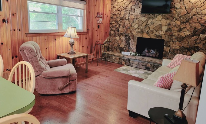 Albemarle Casa | Albemarle Absolute Amenities