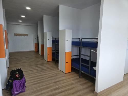 Castro Urdiales Hostal | Albergue Camping de Castro