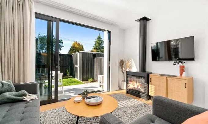 Albert Town Casa | Albert Town, Wānaka Townhouse - Toi Toi